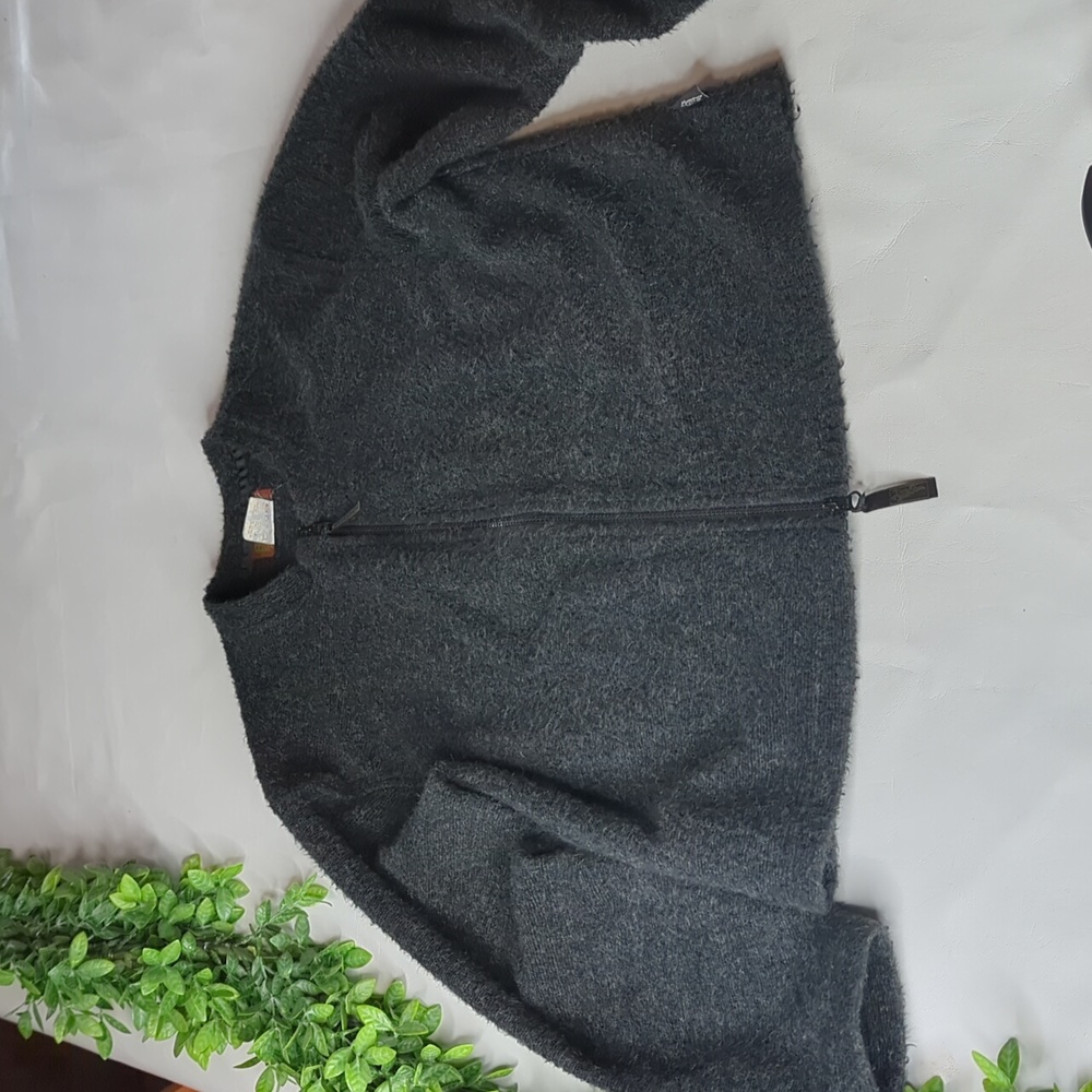 Horny Toad zip up sweater jacket size medium